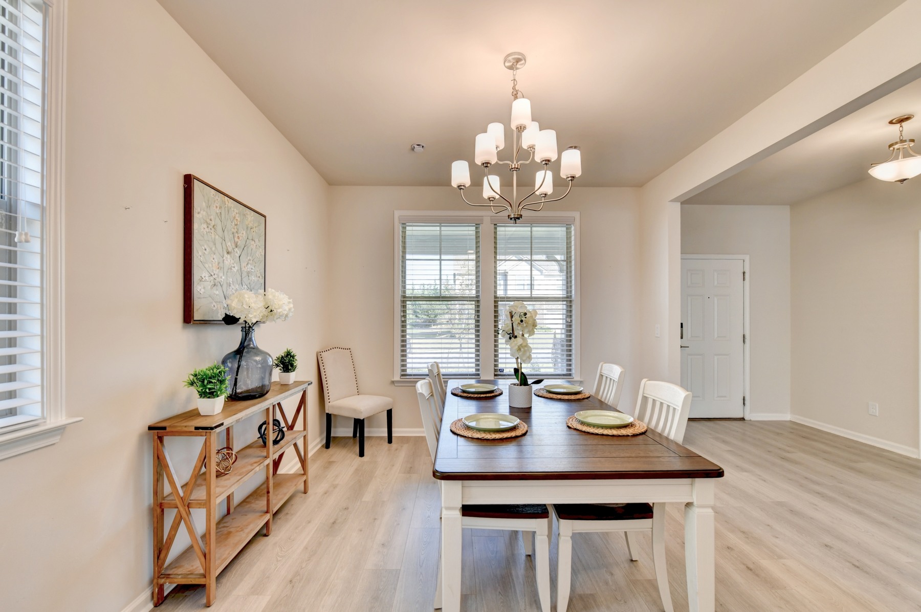 Formal dining room